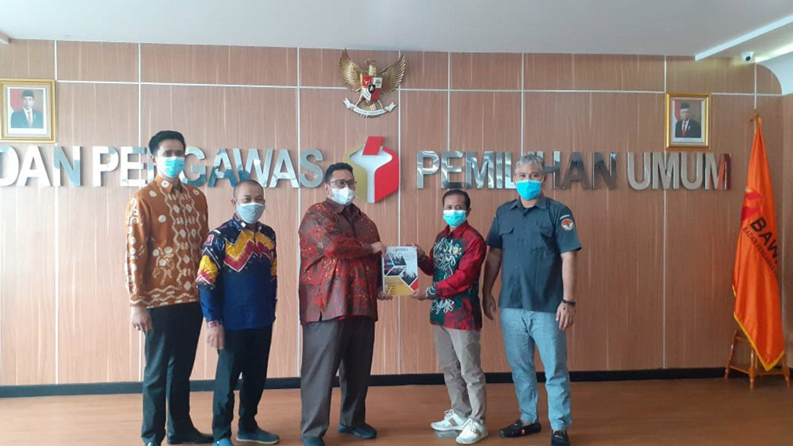 Bawaslu Kabupaten Banjar Serahkan Laporan Akhir Penyelesaian Sengketa