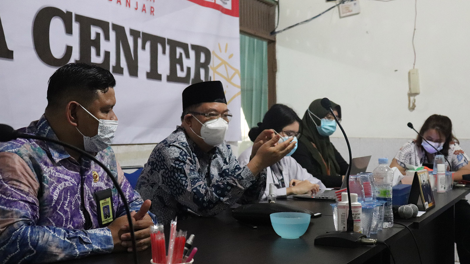 Koordinator Subkomisi Penegakan HAM, Hairansyah lakukan kunjungan kerja ke Bawaslu Kabupaten Banjar