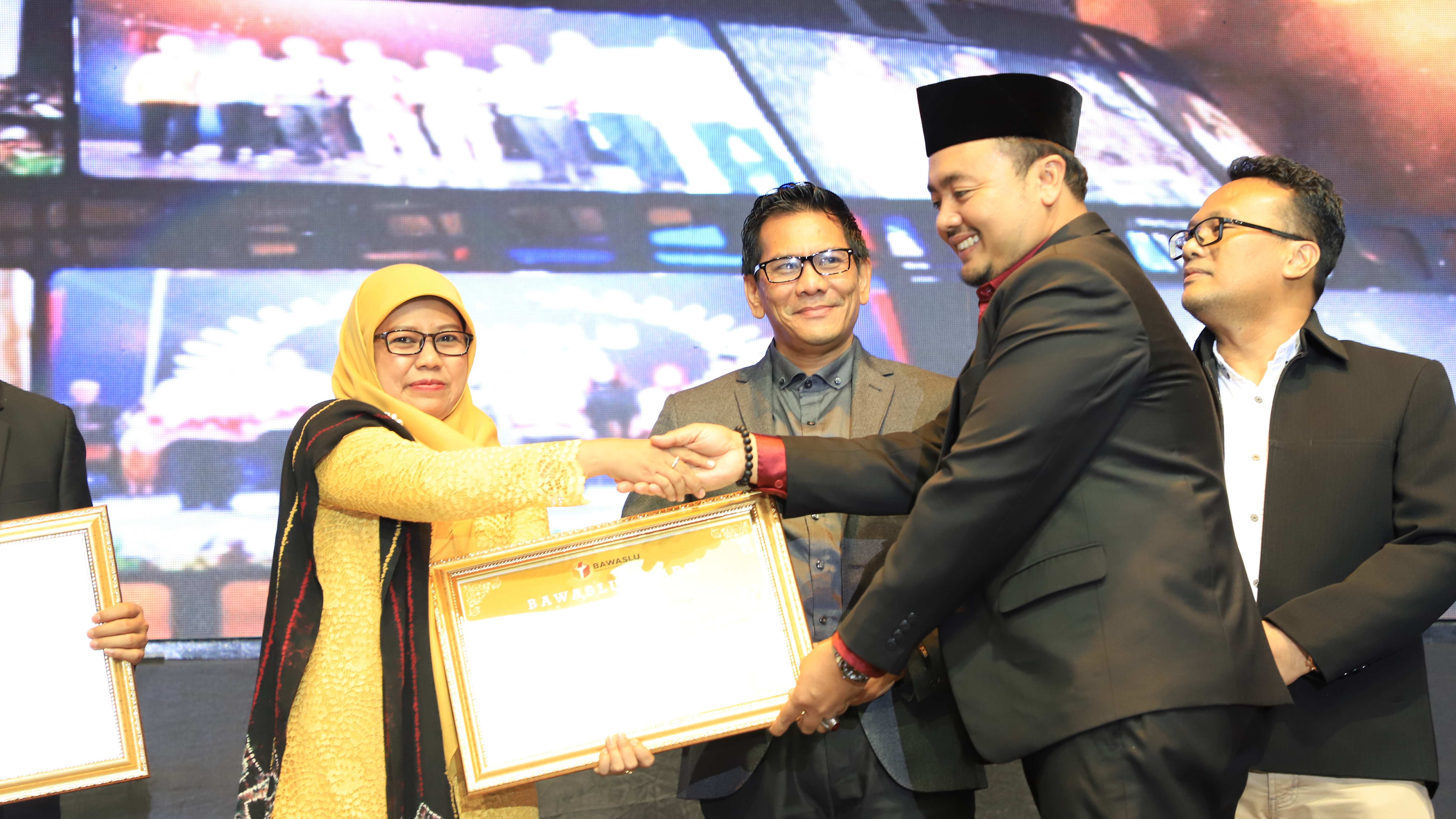 Bawaslu Kalsel Raih Dua Penghargaan di Ajang Bawaslu Award