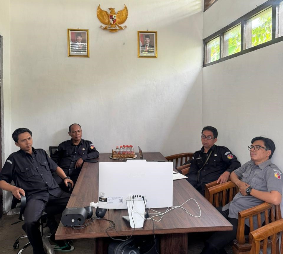rapat sekretariat