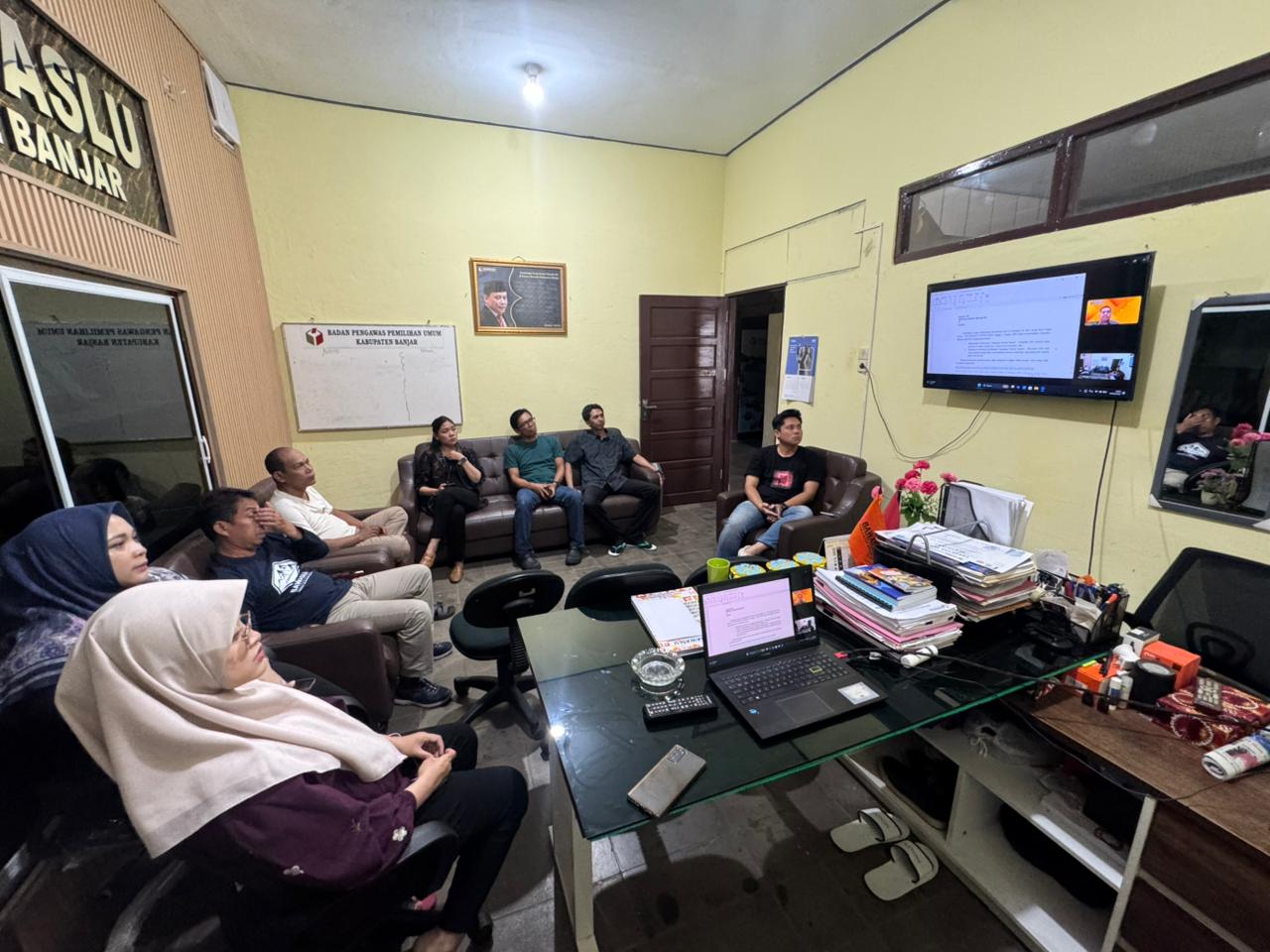 Rapat Mingguan