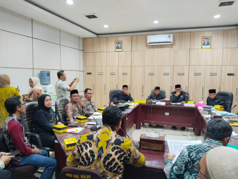 Rapat Dprd