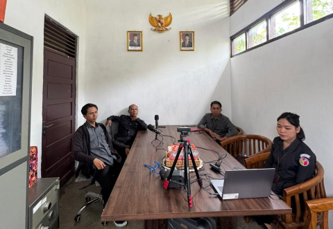 rapat sekretariat