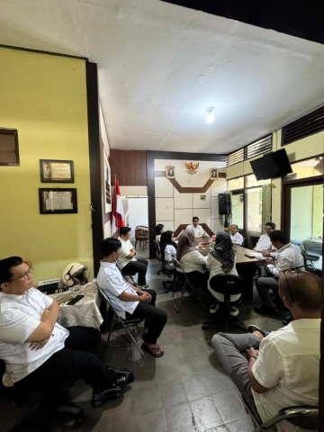 rapat sekretariat