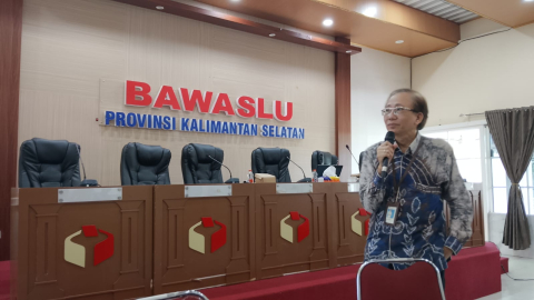 Rapat Pembinaan SDM dan Peningkatan Literatur Administrasi Keuangan