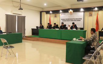 Sidang Pemeriksaan Dugaan Pelanggaran Administrasi Pemilu Tahun 2024, Bawaslu Dengarkan Pokok Laporan PKS