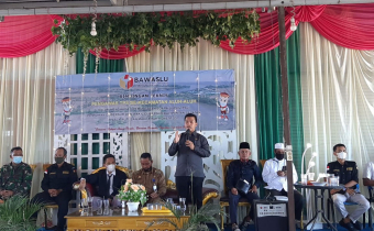 Anggota Bawaslu Banjar, Syahrial Fitri Berikan Arahan Mengenai Mekanisme Pungut Hitung Kepada PTPS