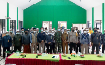H-2 PSU, PTPS dan Panwas Desa/Kelurahan Kecamatan Sambung Makmur dibekali Bimbingan Teknis dan Support dari Anggota Bawaslu Banjar