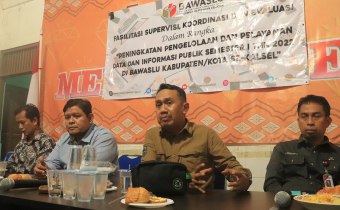 Supervisi Bawaslu Provinsi Kalsel Dalam Meningkatkan Keterbukaan Informasi Publik Melalui Website PPID