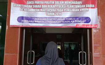 Panwaslu Kecamatan Martapura Gelar Bimtek Saksi Parpol