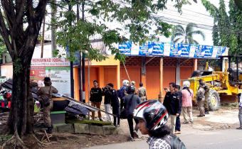 H-2 Pemilu Serentak, Masih Banyak APK yang Harus Ditertibkan
