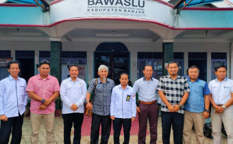 Silaturahmi Anggota Mabes Polri di Sekretariat Bawaslu Kabupaten Banjar