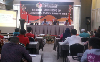 Untuk Kesuksesan Pilkada 2020, Bawaslu Kabupaten Banjar Persenjatai Dengan Pengetahuan Hukum